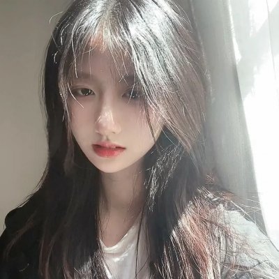 僵尸博主 封面